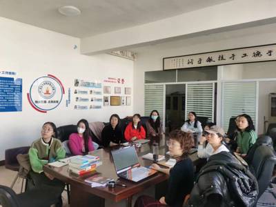 經濟管理系舉辦AI教學能力提升培訓 助力教師數字化轉型