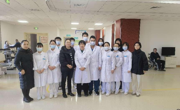 “走進醫院，情系學生”醫學系教師到實踐教學基地開展實習生中期走訪活動